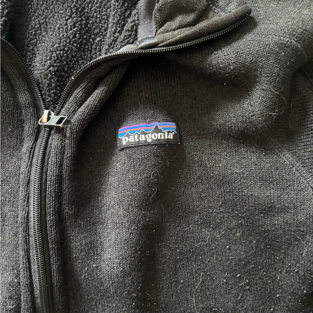Patagonia Black Full-Zip Fleece Jacket - Picture 2 of 4